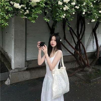看不见的月亮